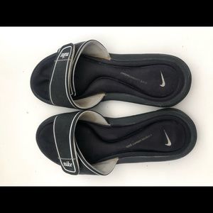 Nike slides